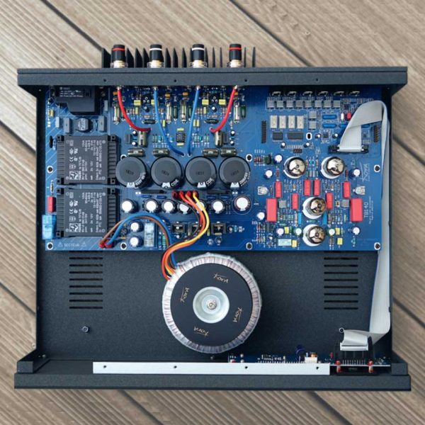 Amplificador Híbrido Kora TB140